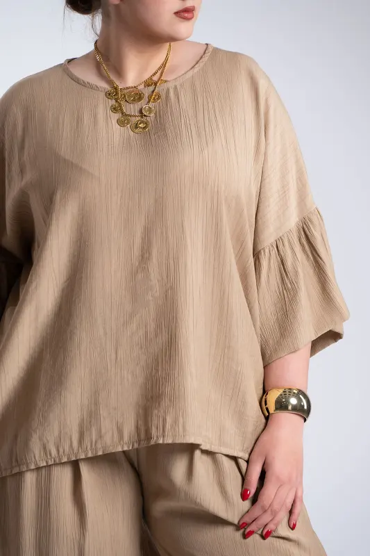 Μπλούζα Ανάγλυφη Υφή Καμπάνα Μανίκια