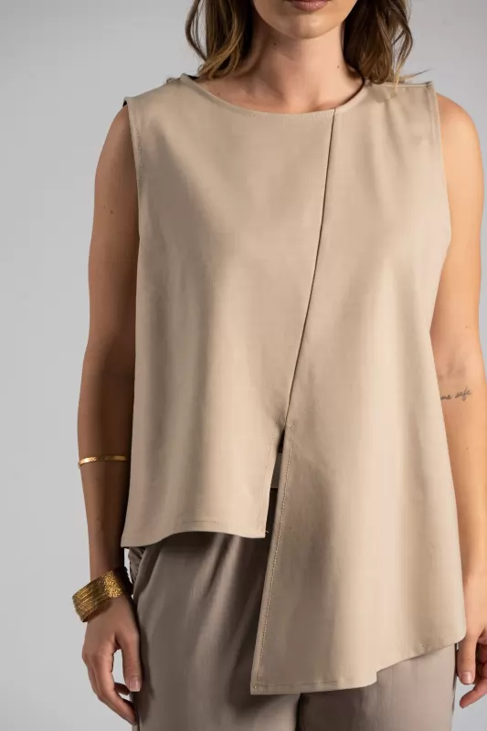Blouse Asymmetrical Sleeveless 