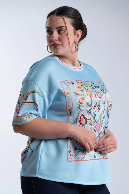 Floral Embroidered Blouse