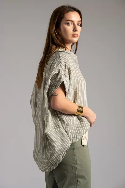 Blouse Collar Stripes