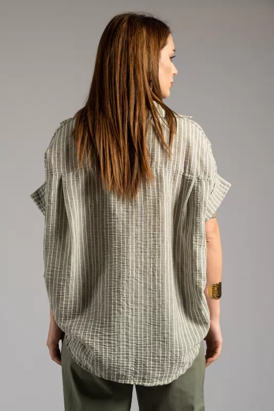 Blouse Collar Stripes
