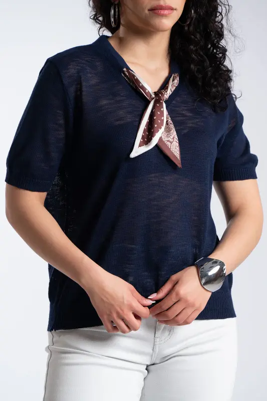 Short-sleeved Blouse Scarf