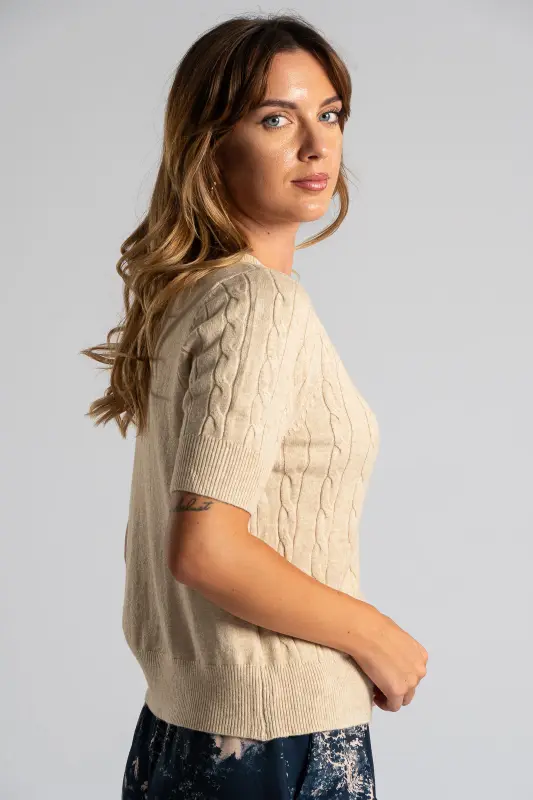 Short Sleeve Knitted Blouse Braid