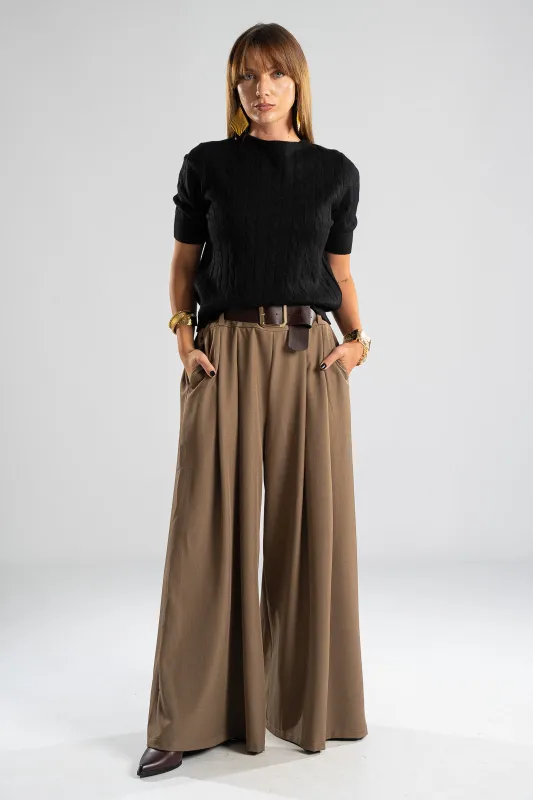 Short Sleeve Knitted Blouse Braid