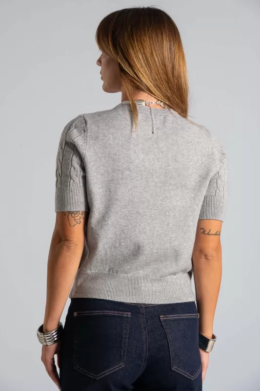 Short Sleeve Knitted Blouse Braid