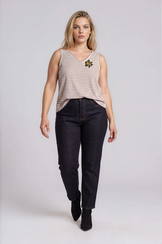 Blouse Corduroy Striped with a Brooch