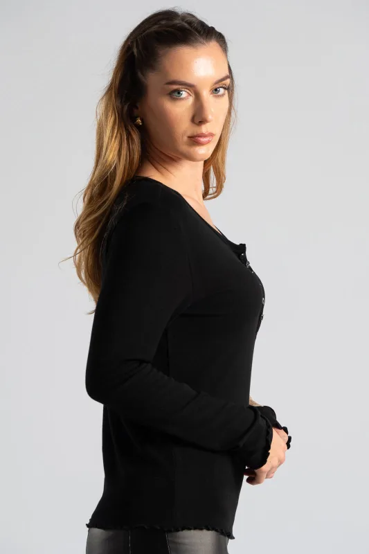 Blouse Buttons Ruffles Finish