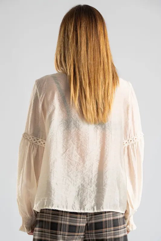 Blouse Balloon Sleeves Roses Details
