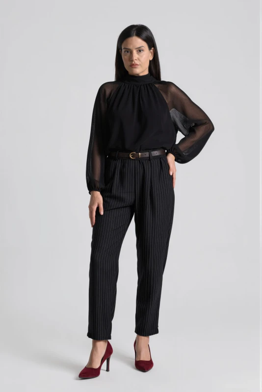 Blouse with Elastic Band at the Sleeve