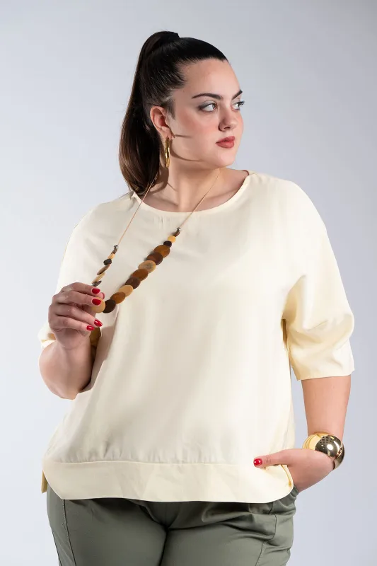 Minimal Oversized T-Shirt Necklace