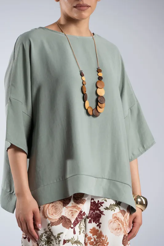 Minimal Oversized T-Shirt Necklace