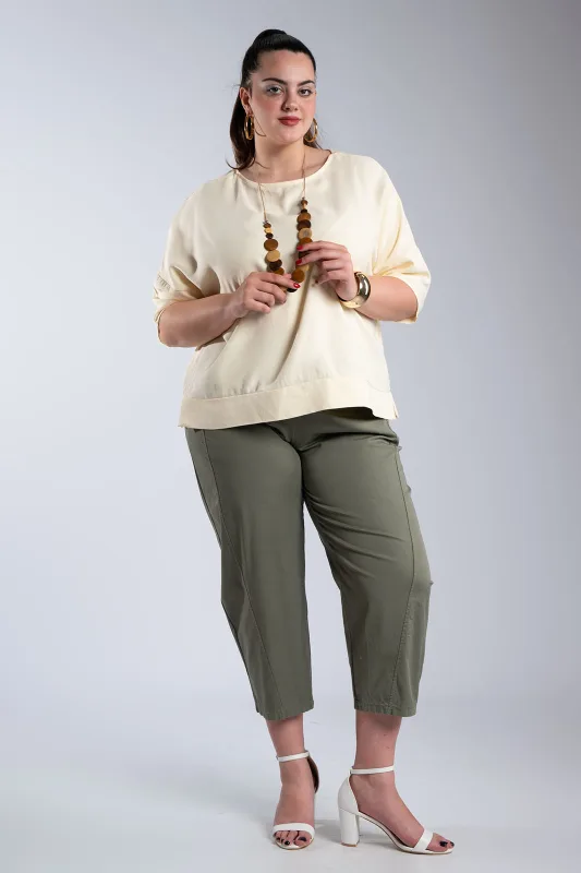 Minimal Oversized T-Shirt Necklace