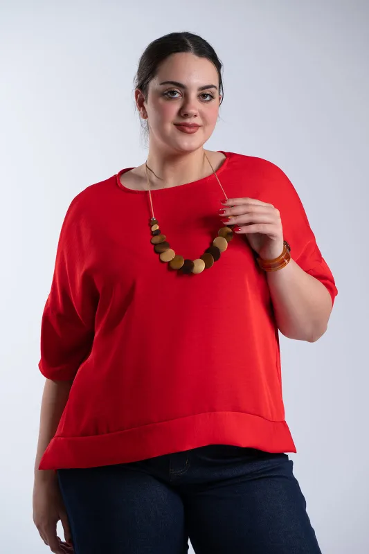 Minimal Oversized T-Shirt Necklace