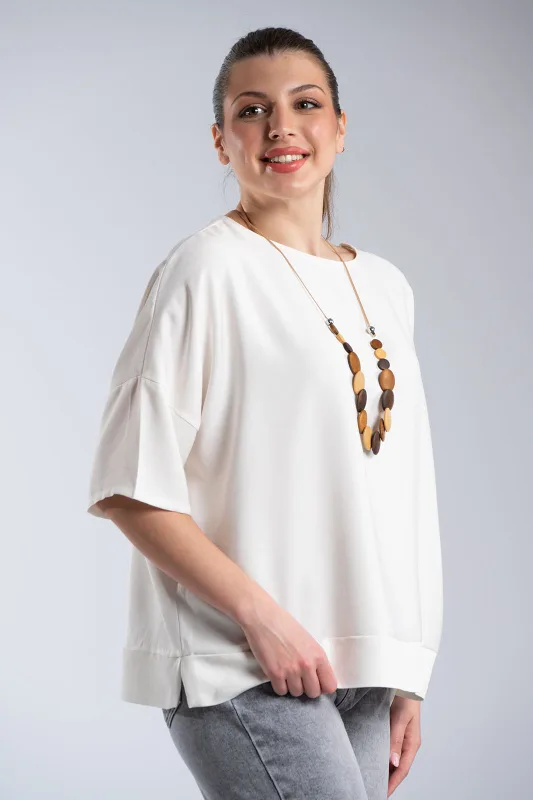 Minimal Oversized T-Shirt Necklace