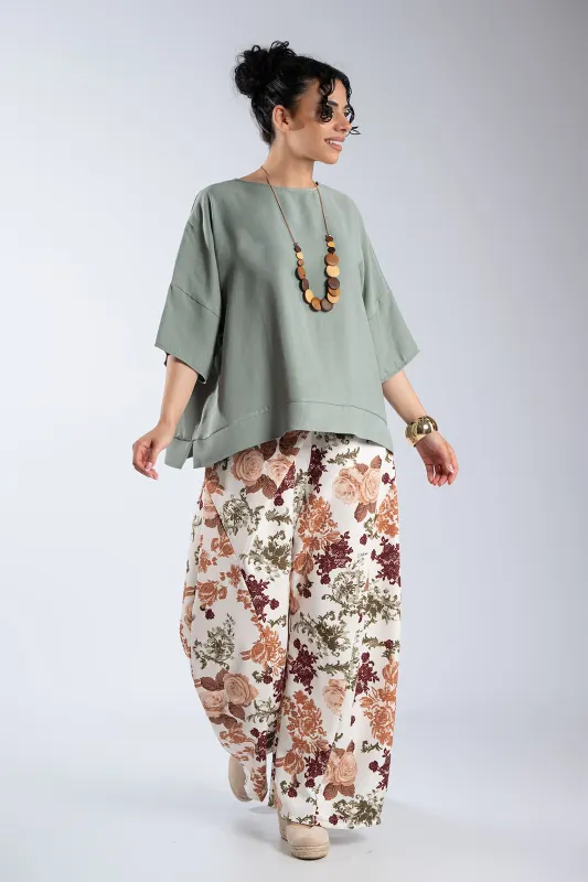 Minimal Oversized T-Shirt Necklace