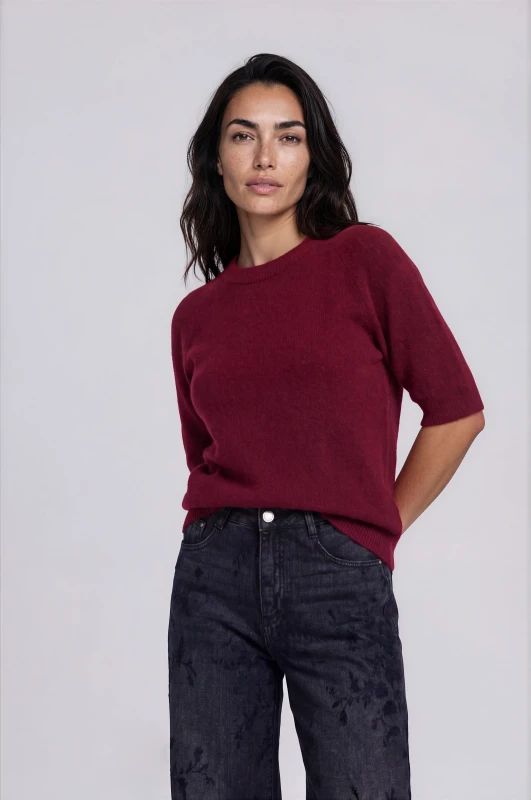 Blouse Knit Short-Sleeved