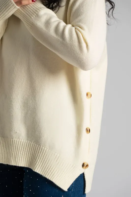 Blouse Buttons By Sides