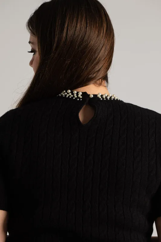 Blouse Knitted Pearl Neckline