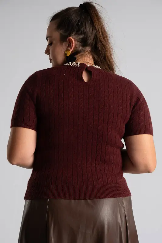 Blouse Knitted Pearl Neckline