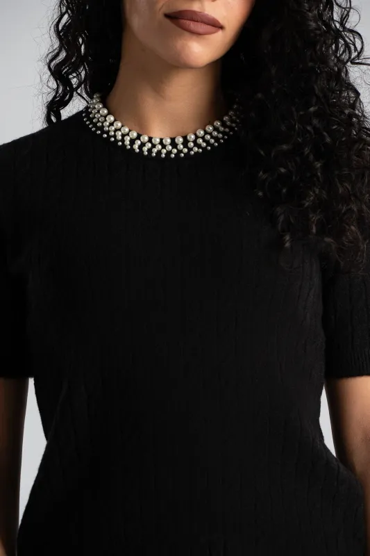 Blouse Knitted Pearl Neckline