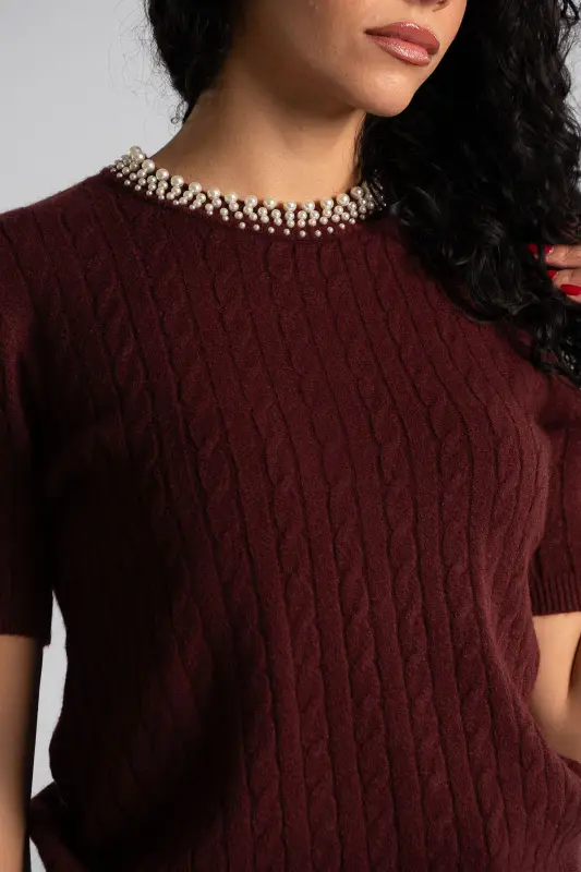 Blouse Knitted Pearl Neckline