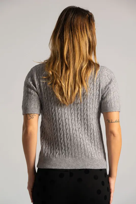 Blouse Knitted Pearl Neckline