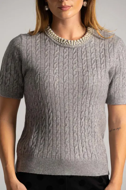 Blouse Knitted Pearl Neckline