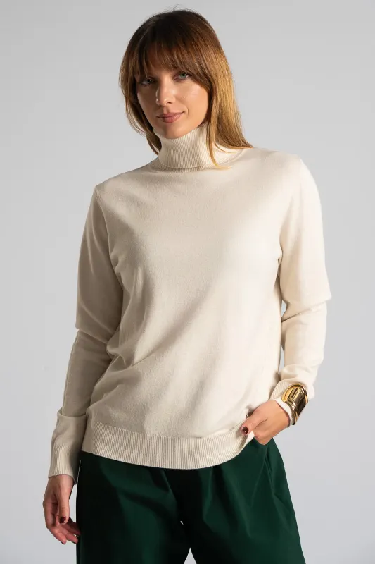 Knitted Blouse Turtleneck Heart