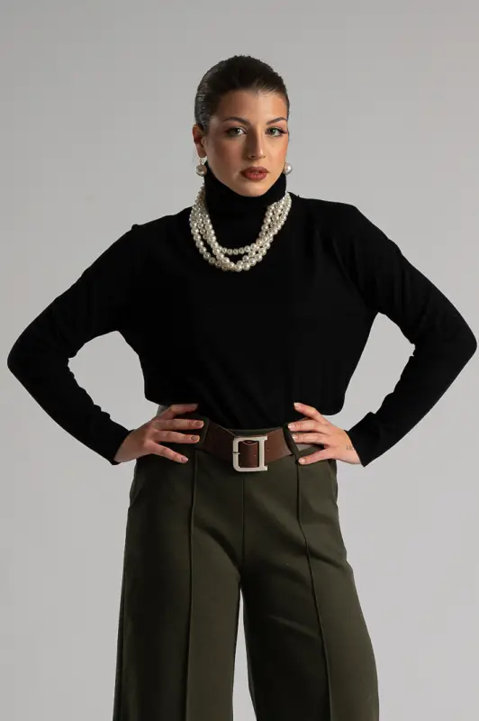 Knitted Blouse Turtleneck Heart