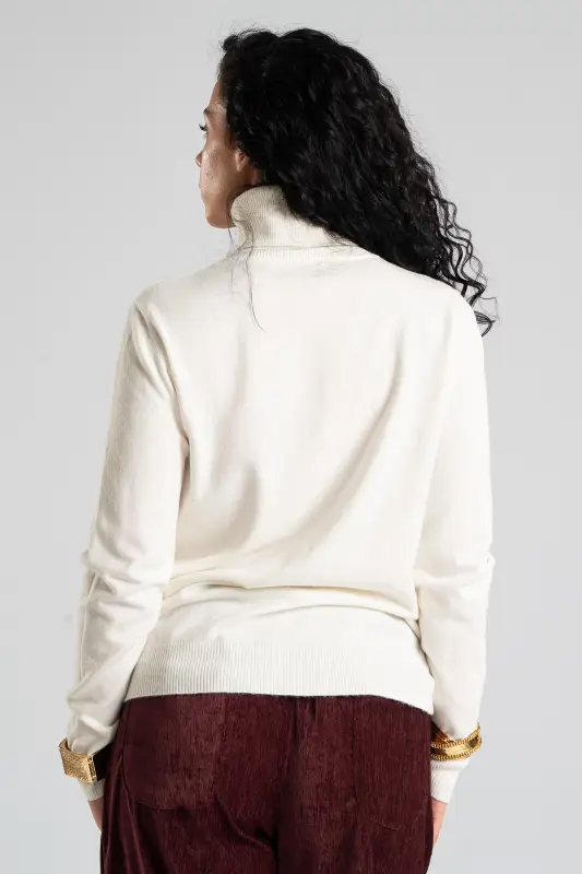 Knitted Blouse Turtleneck Heart