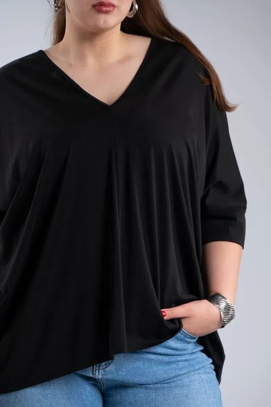 Oversized V-neck T-shirt 