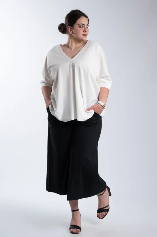 Oversized V-neck T-shirt 