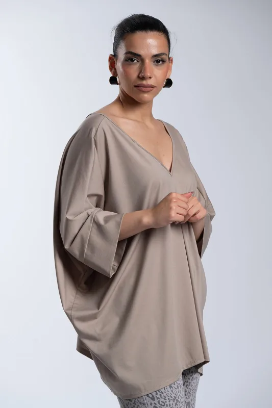 Oversized V-neck T-shirt 