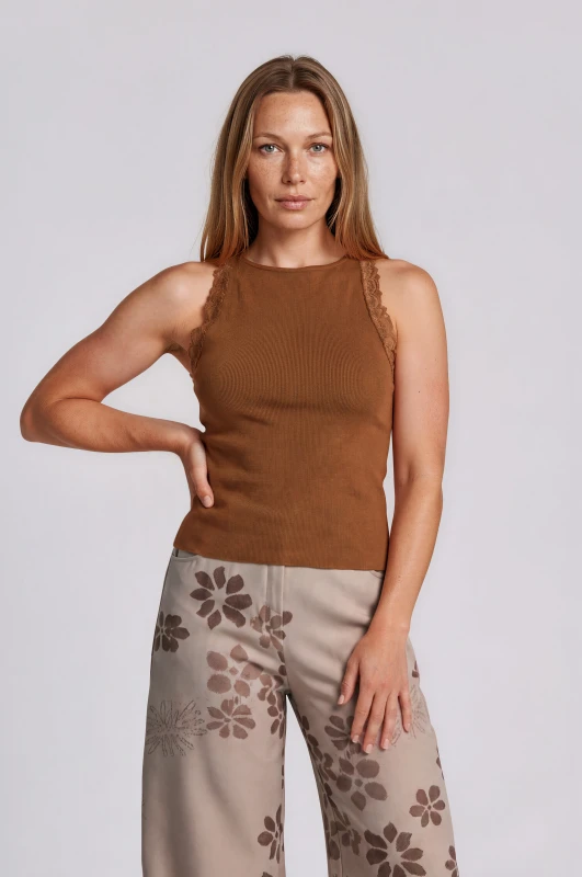 Blouse Ribbed Lace Details