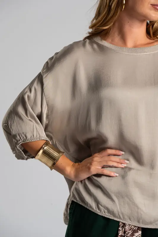 Blouse Rib Neckline Monochrome
