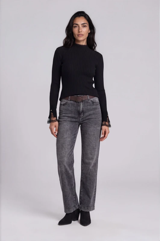 Blouse Ribbed With Lace