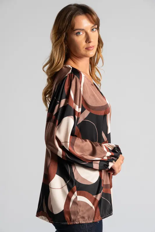 Blouse V-neck Opening Circle 
