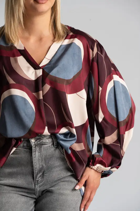 Blouse V-neck Opening Circle 
