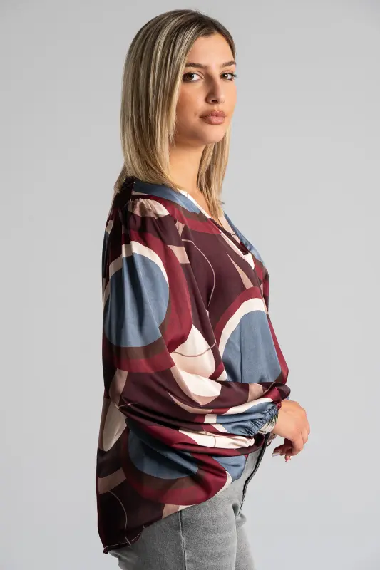 Blouse V-neck Opening Circle 