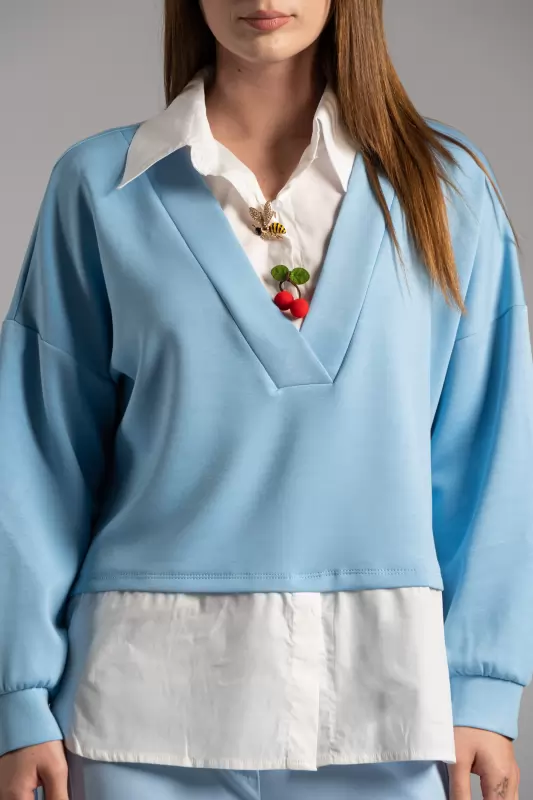 Blouse V Pins 