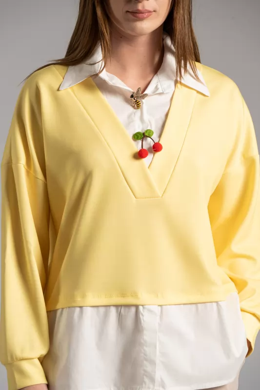 Blouse V Pins 