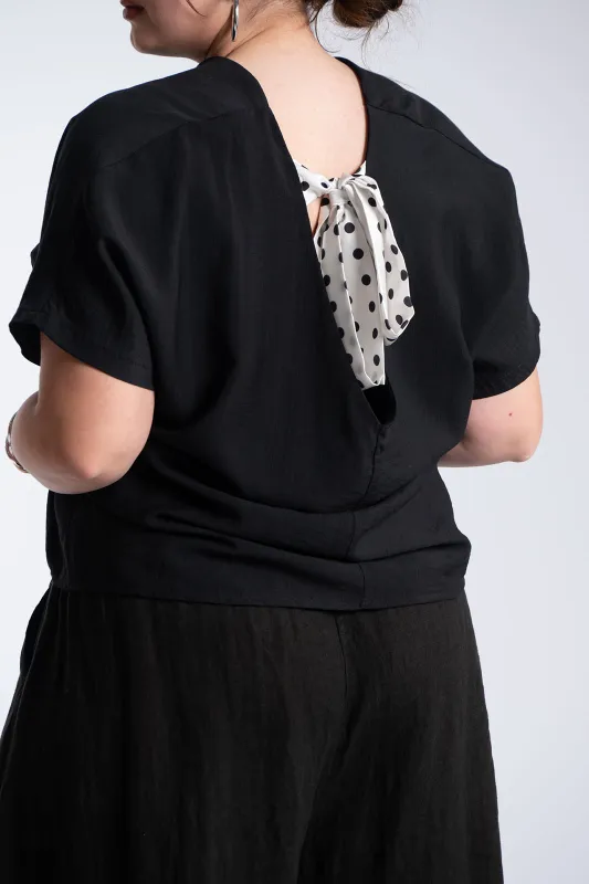 Μπλούζα V Λαιμόκοψη Φιόγκος Πουά