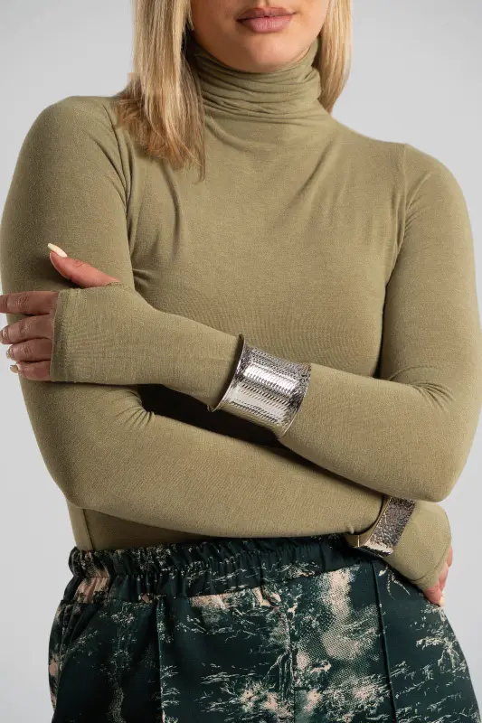 Blouse Turtleneck Basic Solid Color