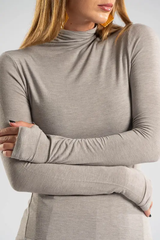 Blouse Turtleneck Basic Solid Color