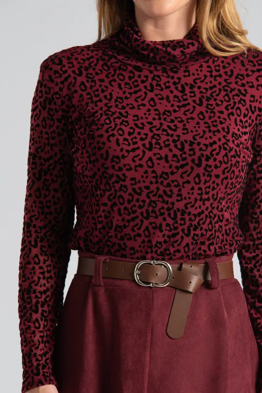 Blouse Leopard Pattern Turtleneck