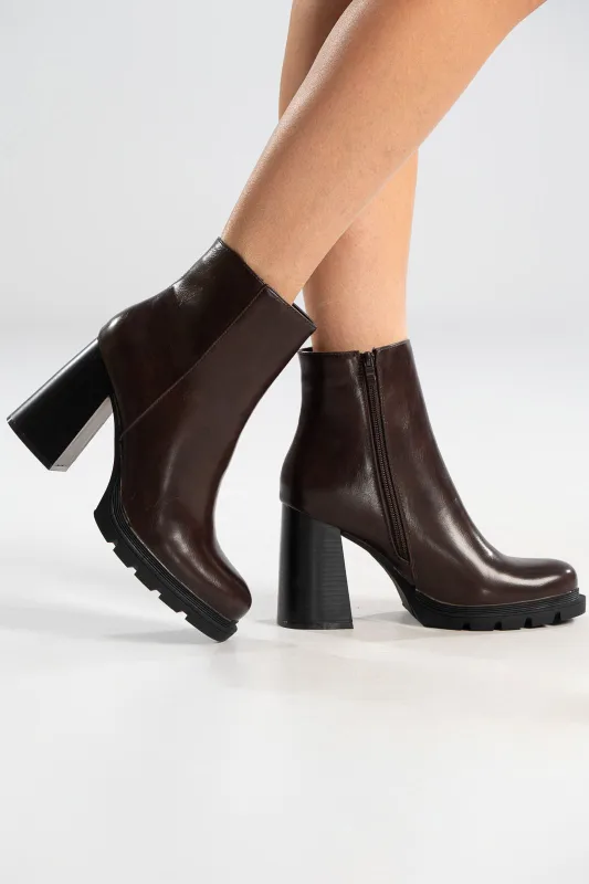 Boots Leatherette High Heel