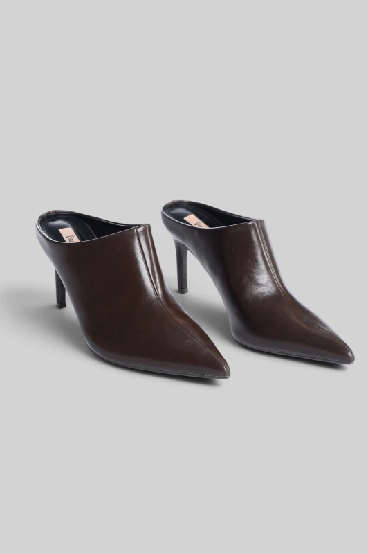 Mule Pointed Leatherette