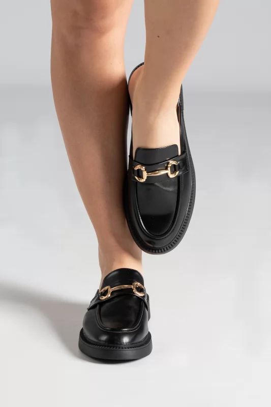 Mules Buckle