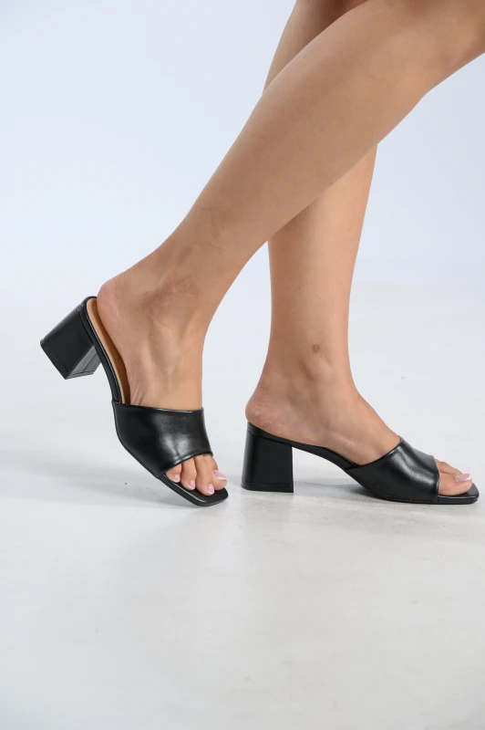 Mules Leatherette Square