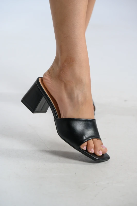 Mules Leatherette Square